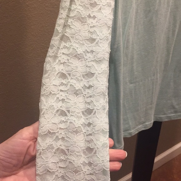 Top - Picture 2 of 4